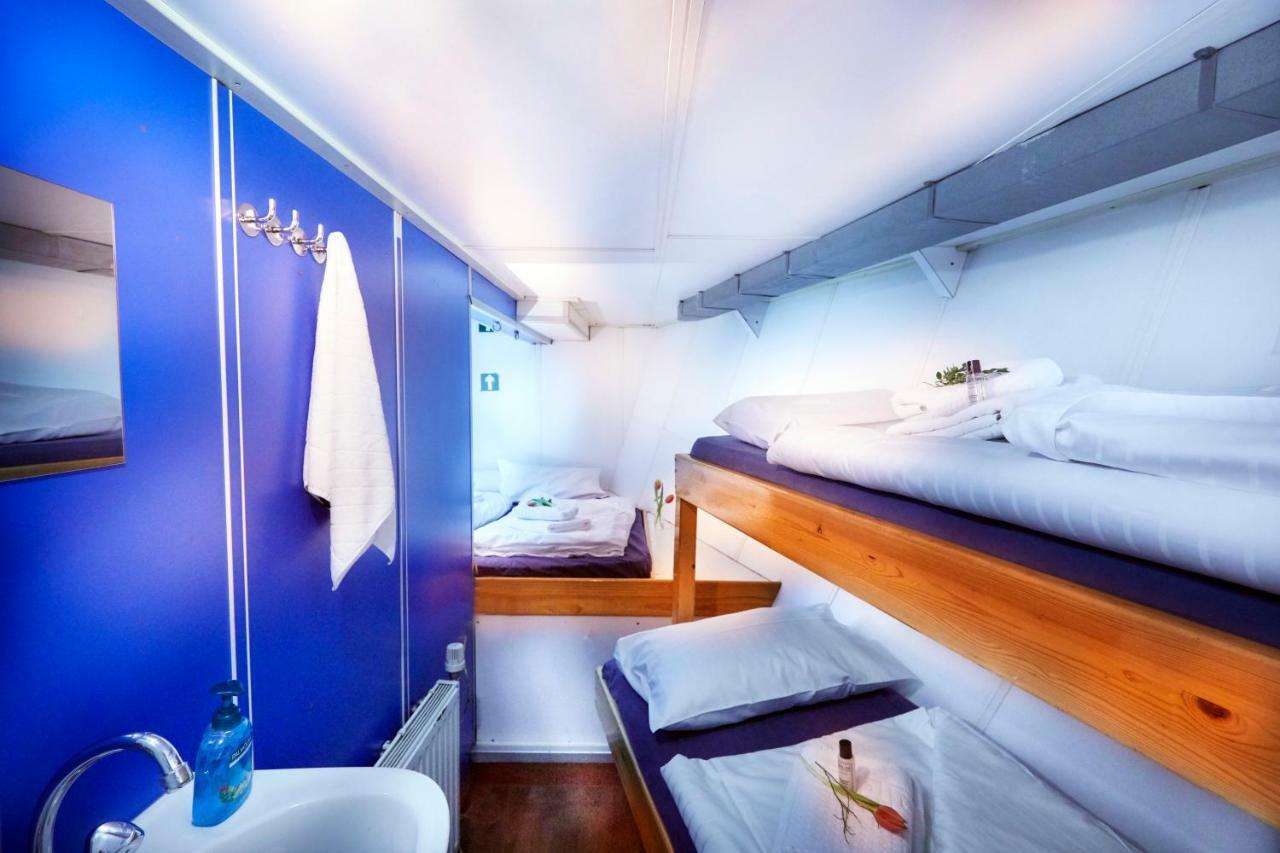 Hotel Segelschiff Loth Lorien à Hambourg Extérieur photo