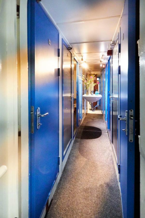 Hotel Segelschiff Loth Lorien à Hambourg Extérieur photo